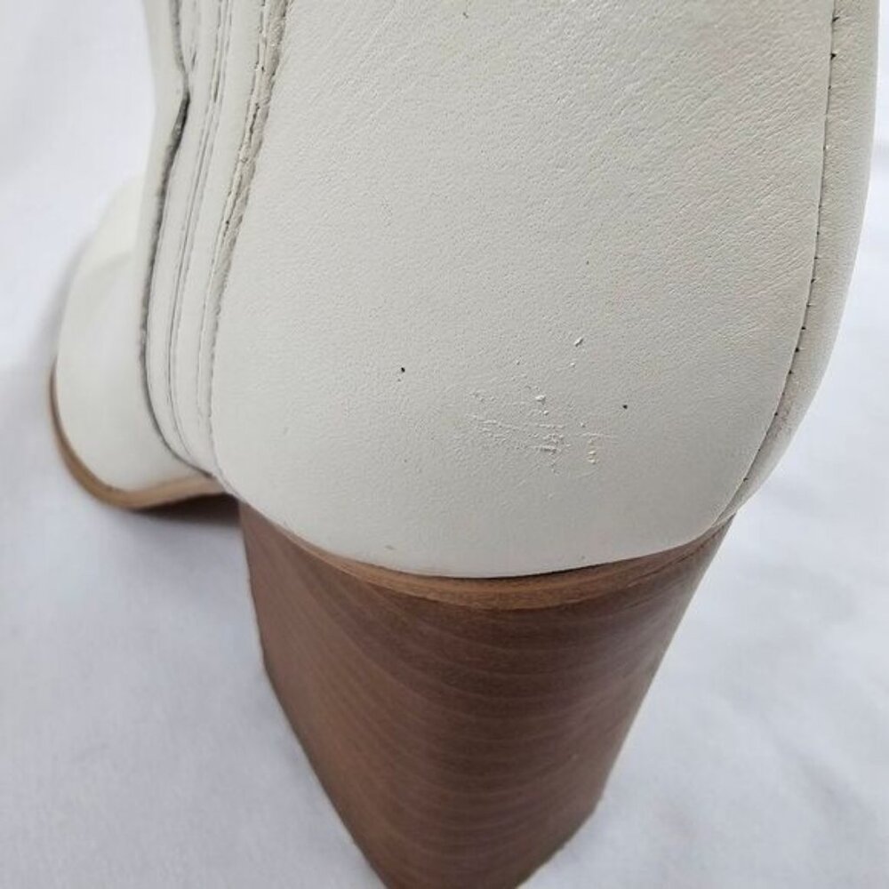 Marc Fisher Matter Boots In White Leather - Size 11 - Picture 9 of 9